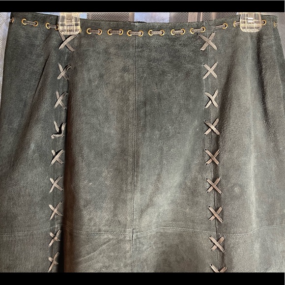 For Joseph suede black skirt with extra design with leather, studs size 12 - Picture 6 of 15